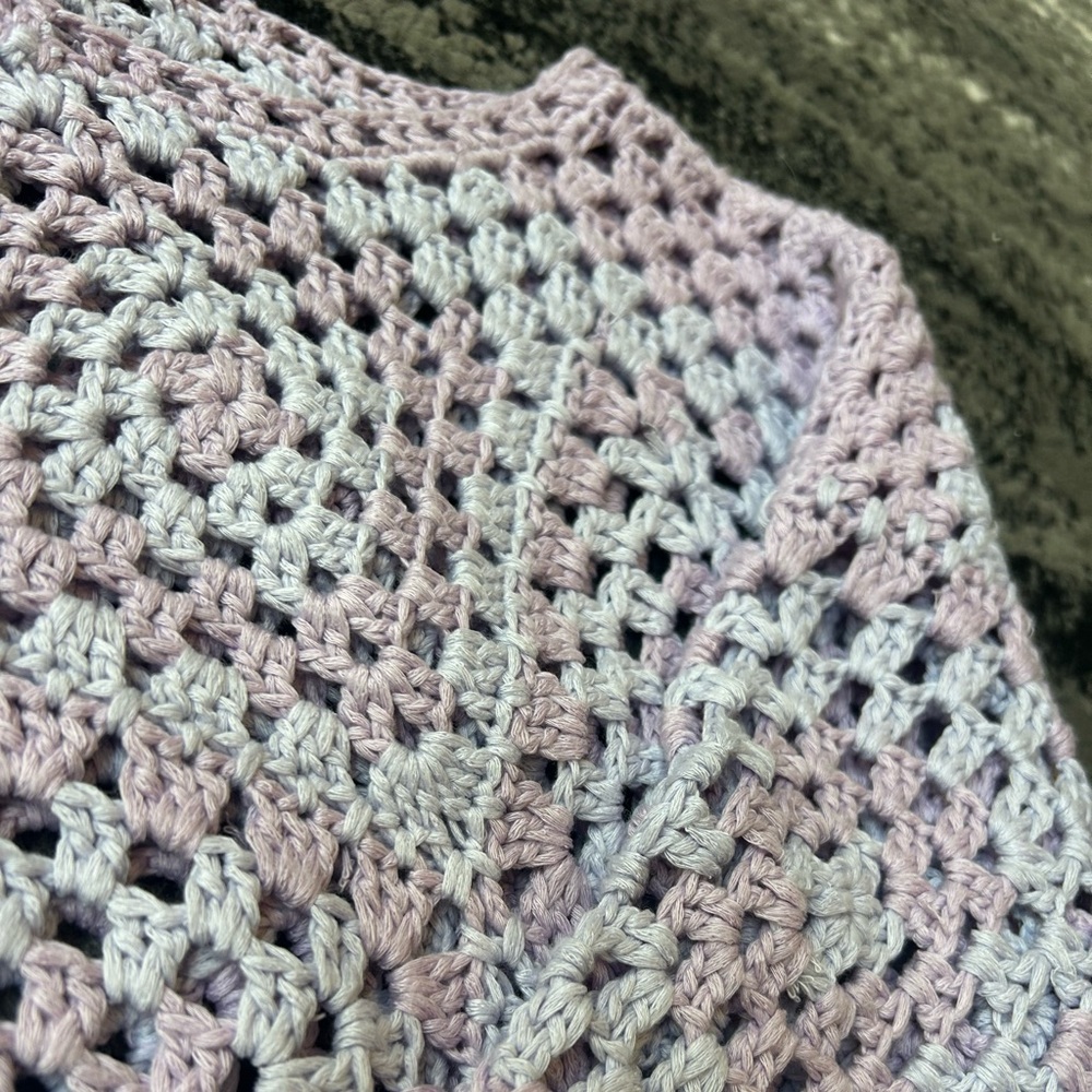 LE LIS Crochet Long Sleeve Cropped Sweater - Picture 3 of 6